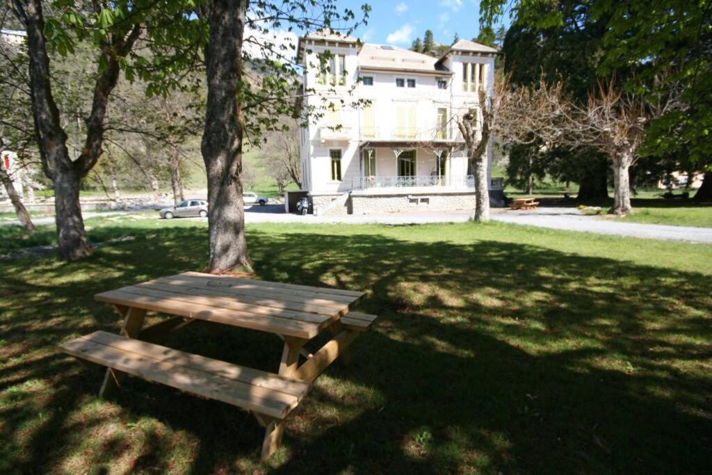 Villa Sequoia Jausiers Eksteriør billede